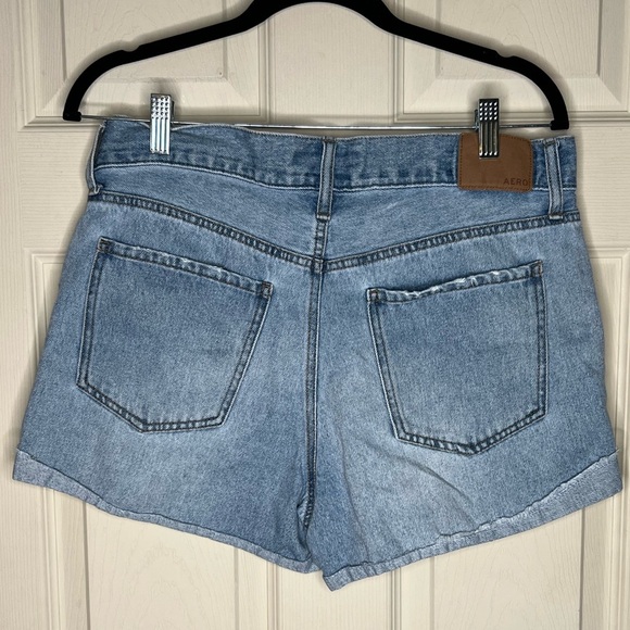 Aeropostale Blue Distressed Jean Mom Shorts with Raw Hem - Picture 2 of 5